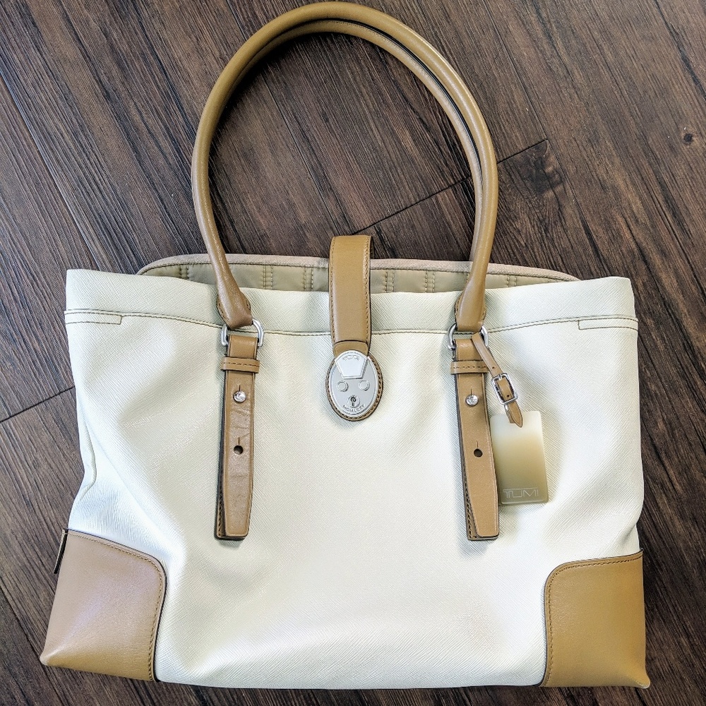 TUMI Travel Carry On Tote ✈️